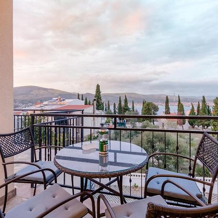 Apartments Villa Kameja Donji Okrug  ภายนอก รูปภาพ