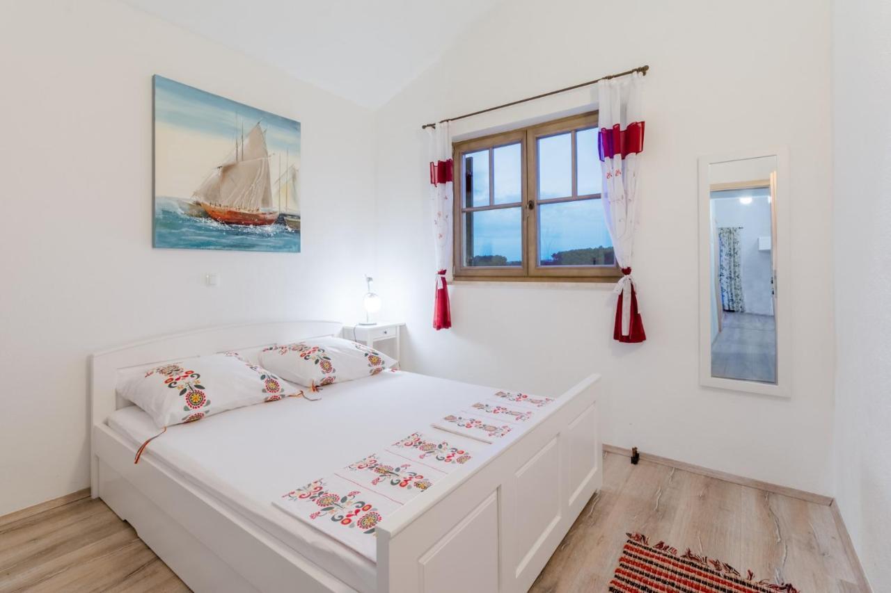 Apartments Villa Kameja Donji Okrug  ห้อง รูปภาพ