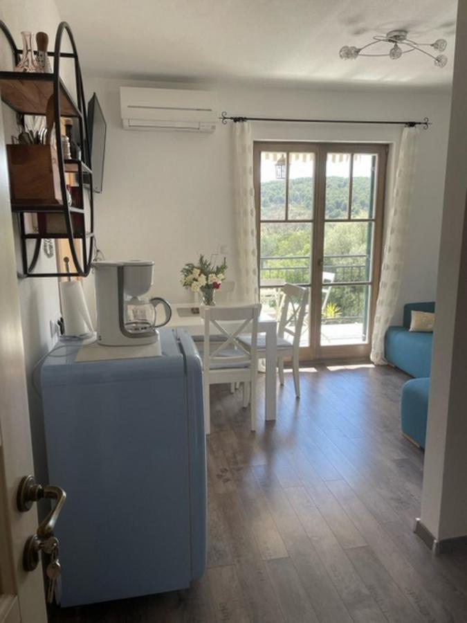 Apartments Villa Kameja Donji Okrug  ภายนอก รูปภาพ